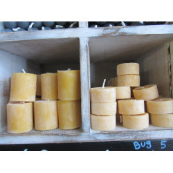 Beeswax Tea lights, 3-6hr burn time (select from list)