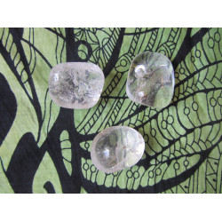 Quartz A grade Tumblestones 30-40mm