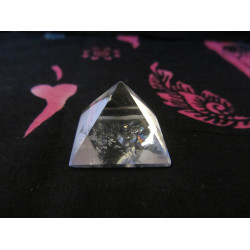 Quartz Pyramid 12.95g Top Grade
