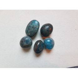 Apatite blue tumblestones 20-30mm Apatite blue tumblestones 20-30mm